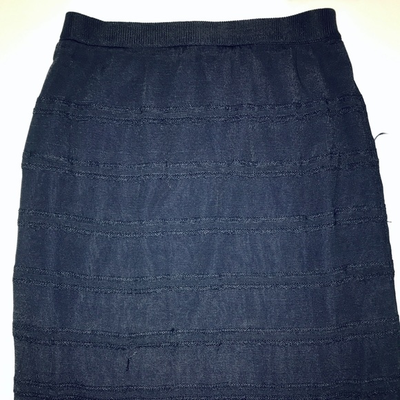 Rodier Blue Ruffled Skirt - Picture 4 of 7